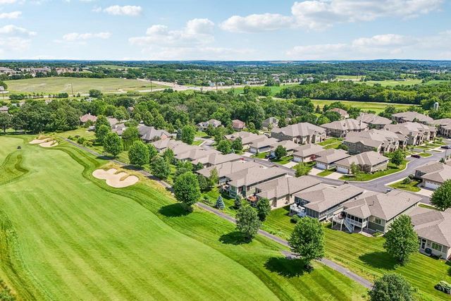 9007 Royal Oaks Circle, Madison, WI 53593