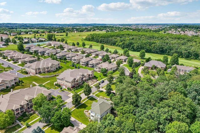 9007 Royal Oaks Circle, Madison, WI 53593