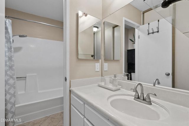 14913 Campus Park Drive B, Moorpark, CA 93021