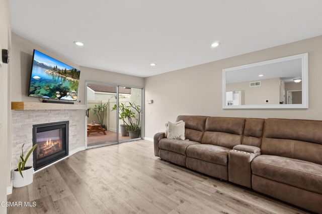 14913 Campus Park Drive B, Moorpark, CA 93021