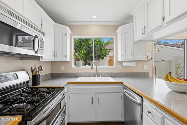 14913 Campus Park Drive B, Moorpark, CA 93021