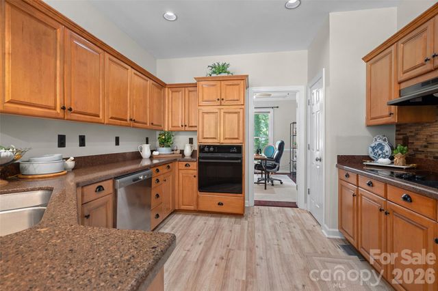 12507 Angel Oak Drive, Huntersville, NC 28078