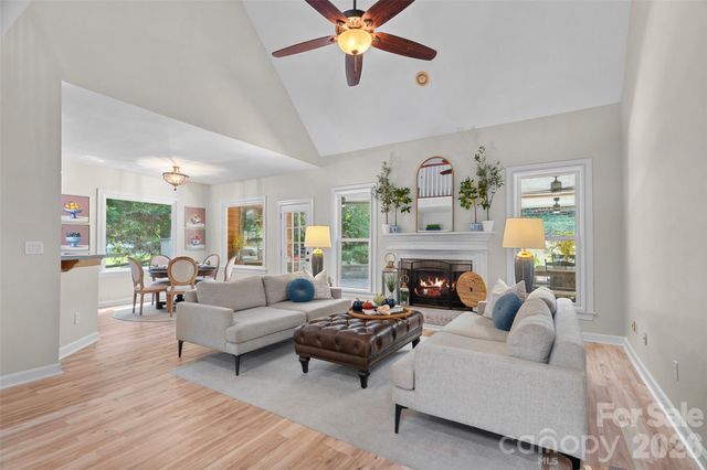 12507 Angel Oak Drive, Huntersville, NC 28078