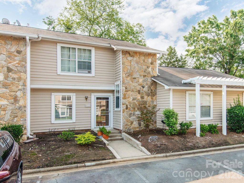 104 Heritage Parkway, Fort Mill, SC 29715