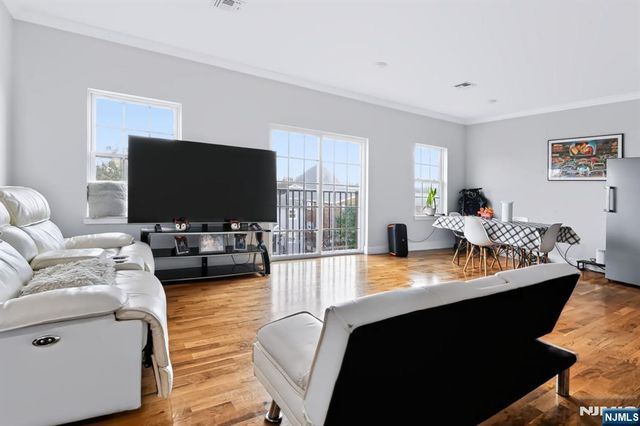 315 Doyle Street 313, Elizabeth, NJ 07206
