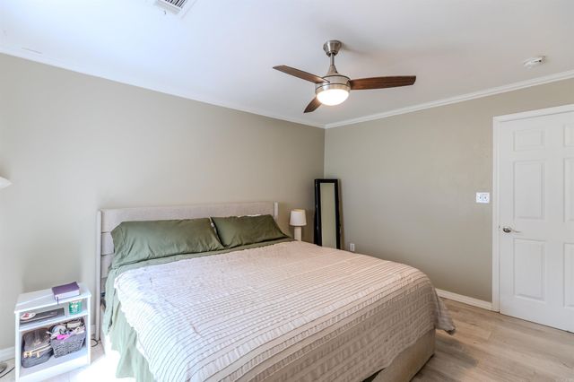 103 E Rock Street, Morrilton, AR 72110