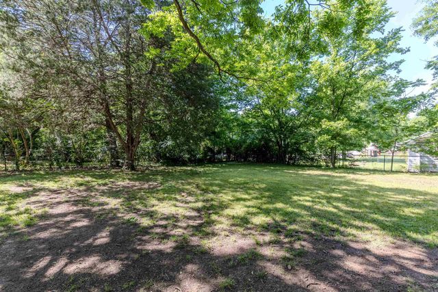 103 E Rock Street, Morrilton, AR 72110