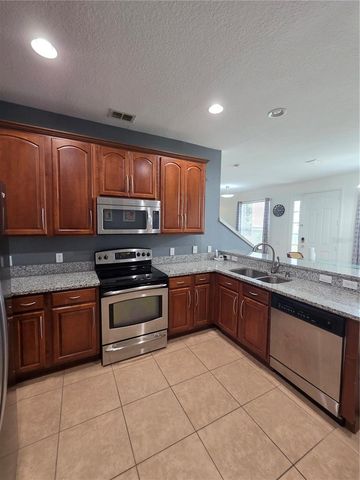 1615 CROYDON STREET, Orlando, FL 32828