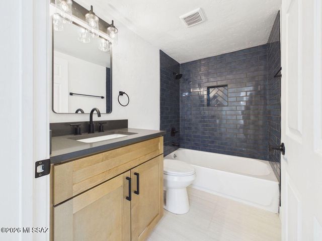 5457 E 6th Street, Tucson, AZ 85711