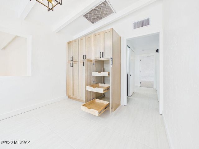 5457 E 6th Street, Tucson, AZ 85711