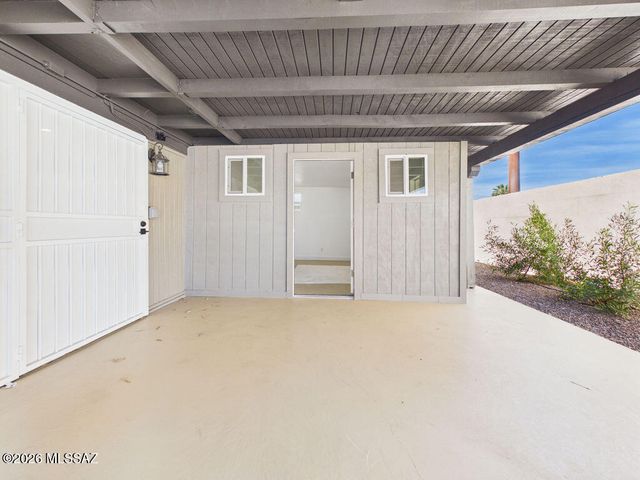 5457 E 6th Street, Tucson, AZ 85711