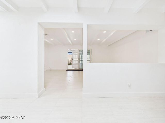 5457 E 6th Street, Tucson, AZ 85711