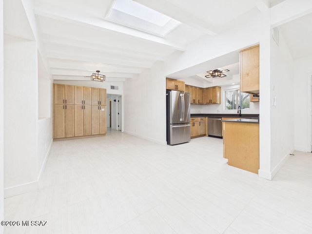 5457 E 6th Street, Tucson, AZ 85711