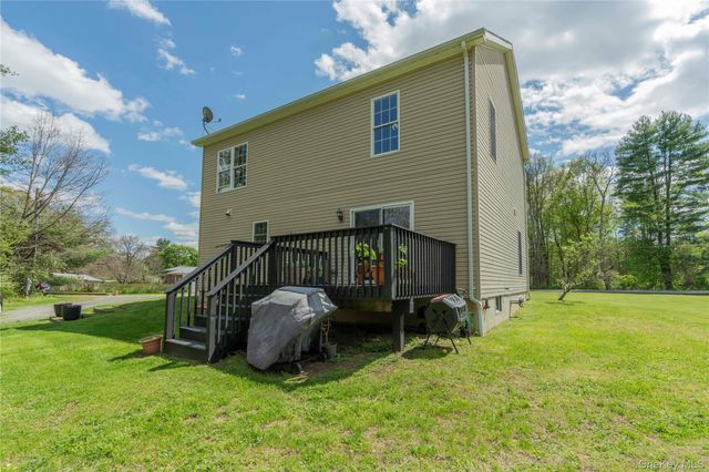 3 Rose Drive, Kerhonkson, NY 12446