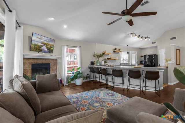200 N Pearl Street, Belton, TX 76513