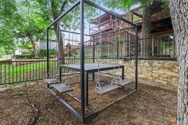 200 N Pearl Street, Belton, TX 76513