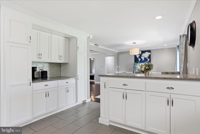 16602 MOSBY DR, Williamsport, MD 21795