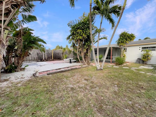 3765 NE 12th Terrace, Pompano Beach, FL 33064