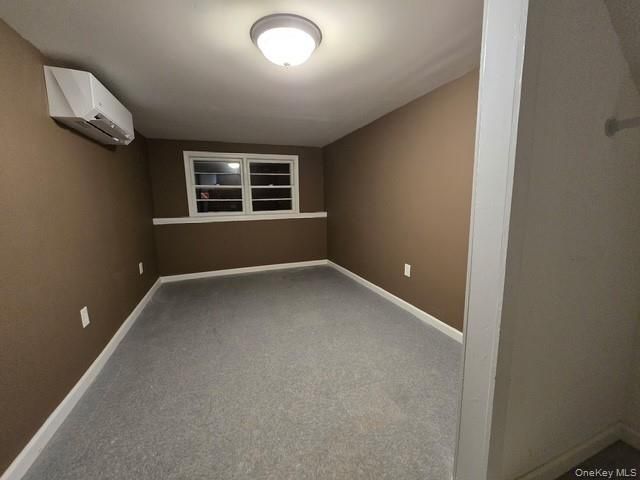 101 Weaver Road, West Sayville, NY 11796