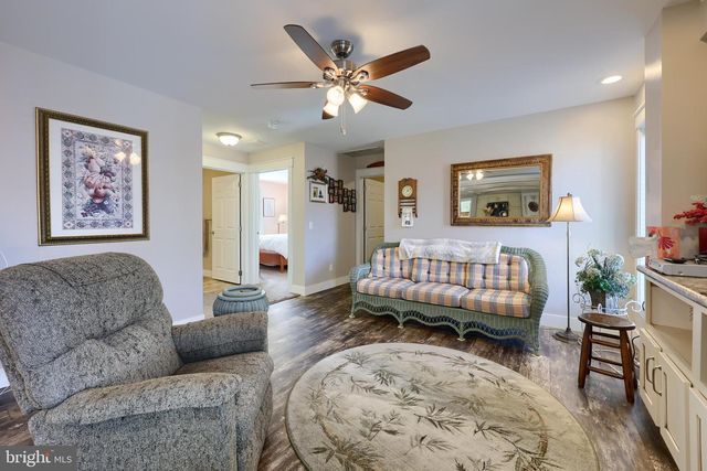837 N FORGE RD, Palmyra, PA 17078