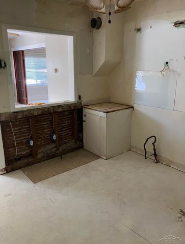 2206 Jerome Street, Saginaw, MI 48602