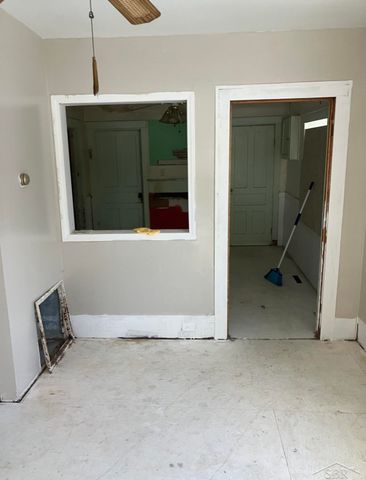 2206 Jerome Street, Saginaw, MI 48602