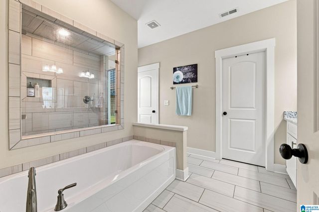 1056 GARNET DRIVE, Calera, AL 35040