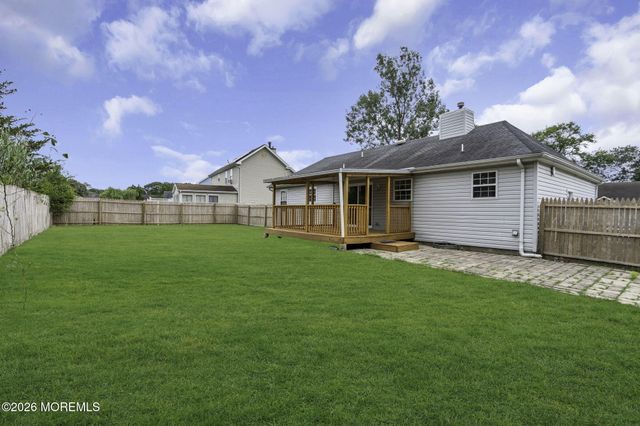 114 Oneida Lake Drive, Little Egg Harbor, NJ 08087