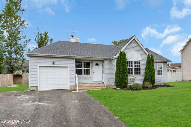 114 Oneida Lake Drive, Little Egg Harbor, NJ 08087