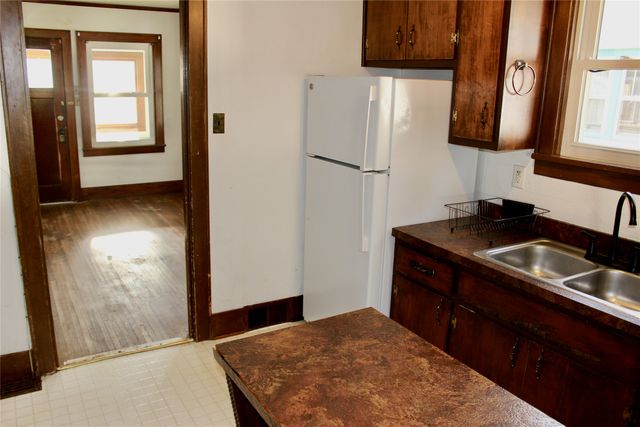 1108 Roosevelt Avenue 1110, Ames, IA 50010