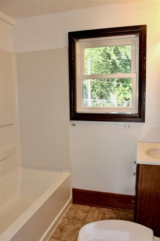 1108 Roosevelt Avenue 1110, Ames, IA 50010