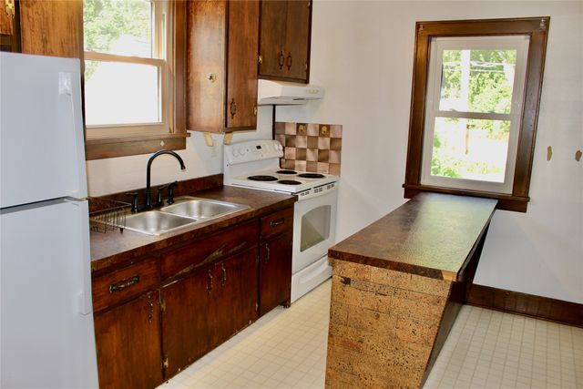 1108 Roosevelt Avenue 1110, Ames, IA 50010