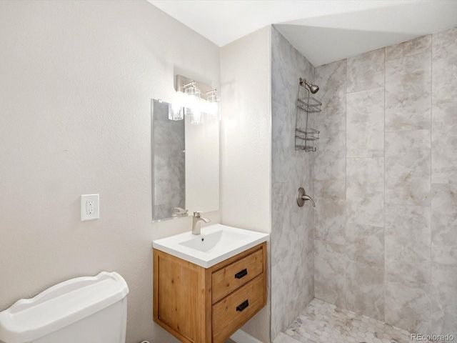 13782 Omega Cir, Lone Tree, CO 80124