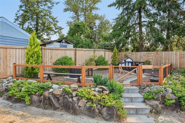 25332 29th Avenue S, Kent, WA 98032