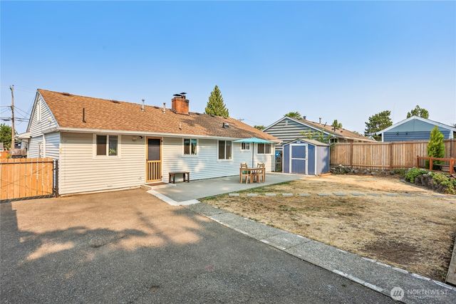 25332 29th Avenue S, Kent, WA 98032