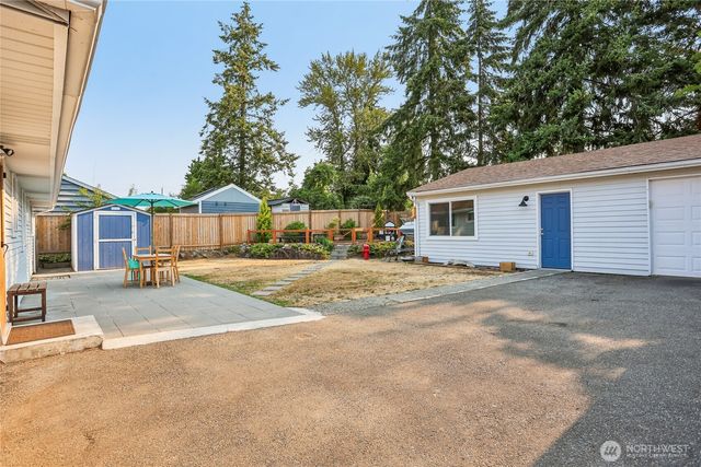 25332 29th Avenue S, Kent, WA 98032