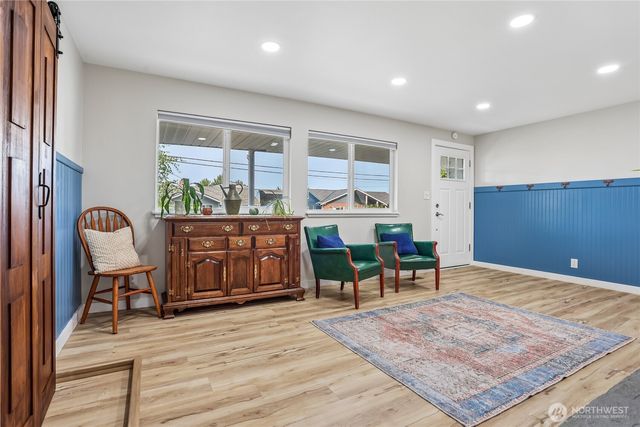 25332 29th Avenue S, Kent, WA 98032
