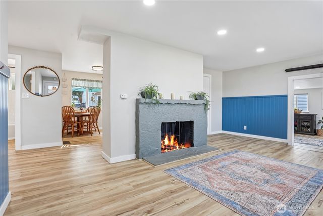 25332 29th Avenue S, Kent, WA 98032