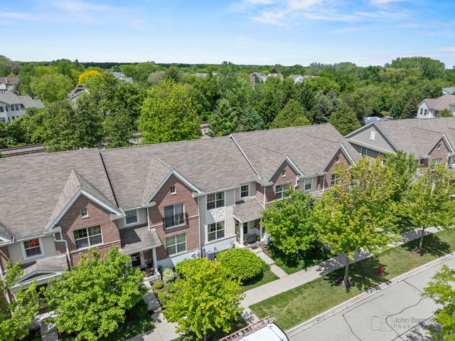 2127 Apple Hill Lane, Buffalo Grove, IL 60089