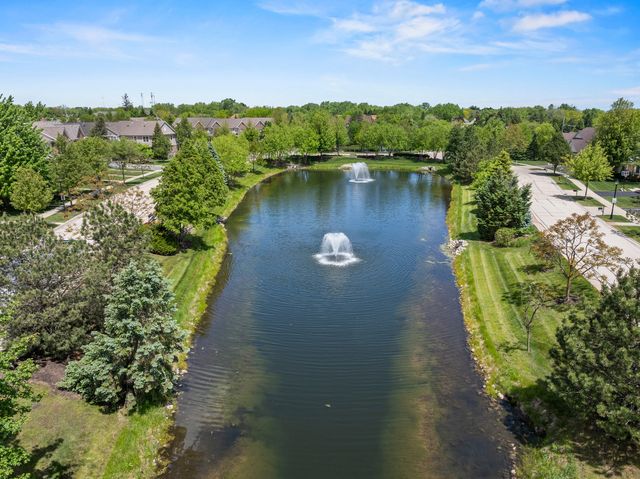 2127 Apple Hill Lane, Buffalo Grove, IL 60089