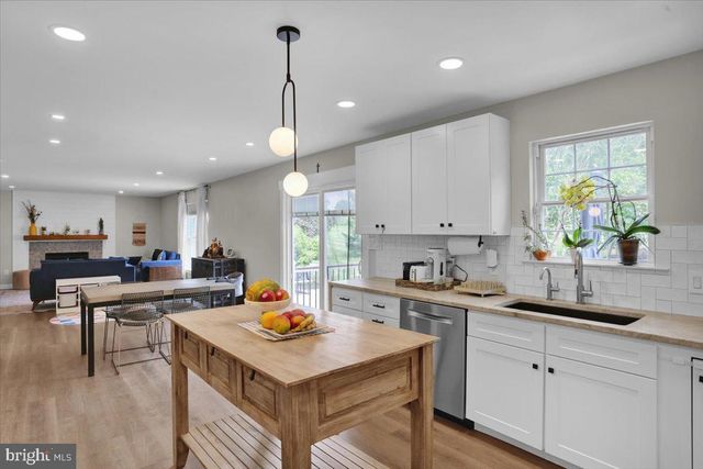 116 INDIAN RUN DR, Douglassville, PA 19518