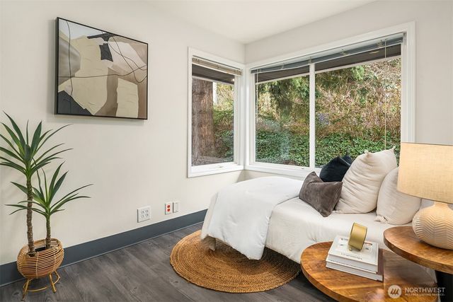 9009 Canyon Drive, Kent, WA 98030