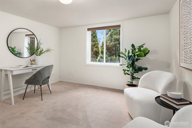 9009 Canyon Drive, Kent, WA 98030