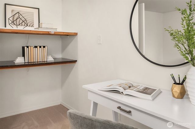 9009 Canyon Drive, Kent, WA 98030