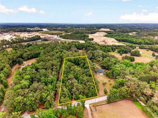 16555 N HIGHWAY 329, Reddick, FL 32686