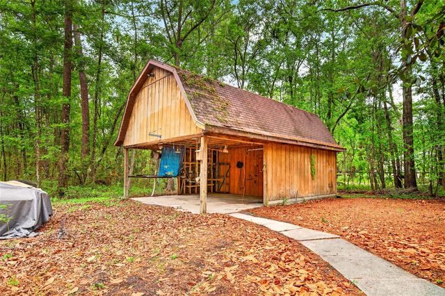 16555 N HIGHWAY 329, Reddick, FL 32686
