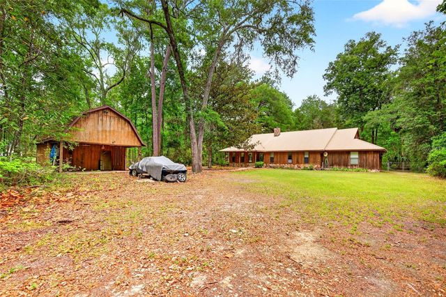 16555 N HIGHWAY 329, Reddick, FL 32686