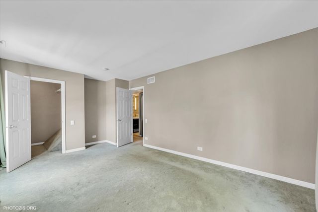 436 Yorktown Court 436, Aurora, IL 60504