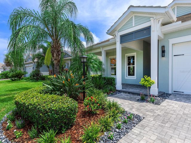 8282 GRANDE SHORES DRIVE, Sarasota, FL 34240