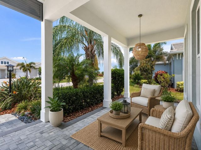8282 GRANDE SHORES DRIVE, Sarasota, FL 34240